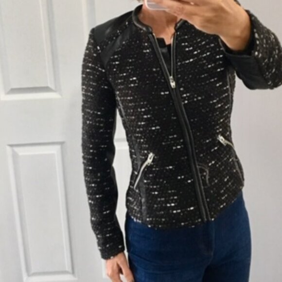 H&M Tweed with vegan leather trim and silver zippers cropped blazer size xs - Picture 12 of 13